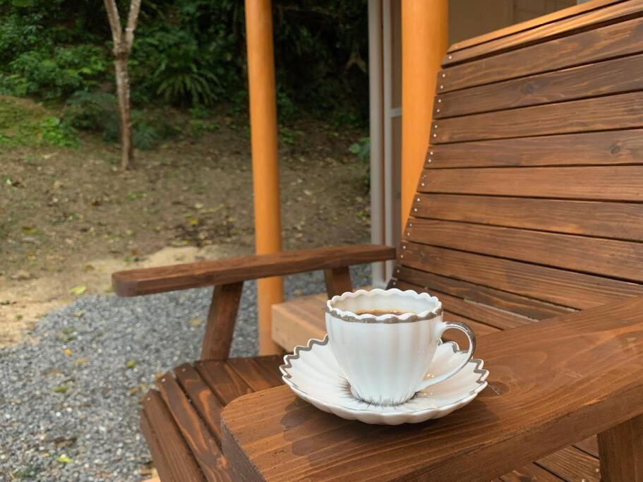 マムヴィッラin森の中の一軒家 Villa Nago Ngoại thất bức ảnh